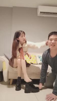 【重庆男神】恋足专场/耳光踩踏舔脚 bf10601