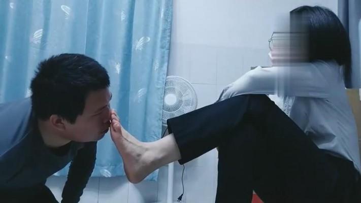 【江门小鱼姐姐】OL小鱼调教贱狗 bf10580