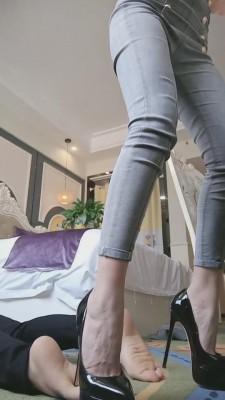 【多多】sp耳光/踩脚心/各种强制虐 bf10624