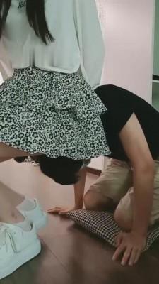 【黛熙】运动后小白鞋棉袜羞辱 bf10571