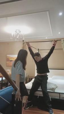 【丫丫啊】迷倒抖m房产中介 bf10663