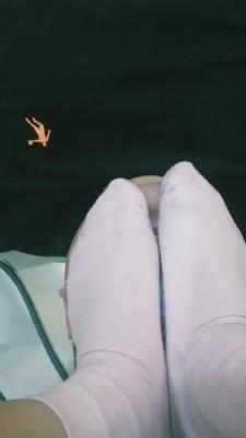 【小猫咪】强制圣水/重度鞭打踩踏 bf10667