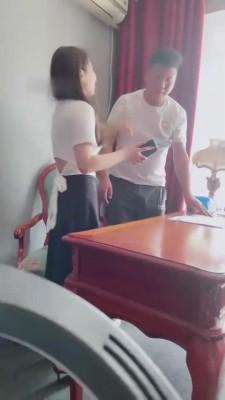 【美帝】偶然发现老板是个狗 bf10729