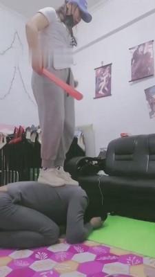 【雪主】夜跑后脏鞋臭袜辱狗 bf10691