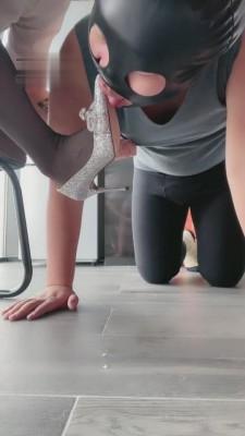 【曦晨】3S-全体重踩踏/口水喂食/美足深喉/原味袜子 bf5210