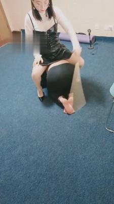 【唯雅】把人刑犬从狗笼里揪出来虐 bf5214