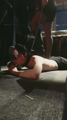 【羽珊】刑房囚禁虐小奶狗 bf5112