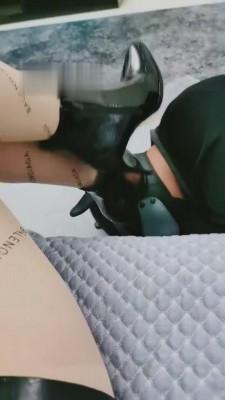 【猫神大人】长靴女王严刑逼供处决犯人 bf5521