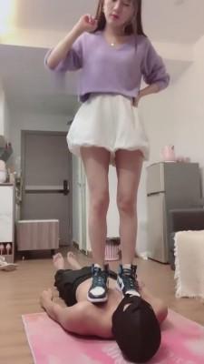 【漫漫S】双AJ小姐姐全体重踩踏发泄【双视角版】 bf5570