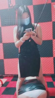 【夜小妈】极度羞辱小三母狗 bf5544