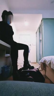 【广元女王】女神短靴原味棉袜羞辱 bf5545