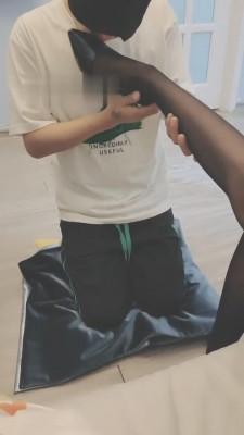 【沐琪大小姐】深夜被姐妹花玩弄【双视角版】 bf12260