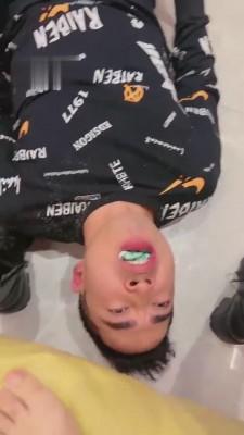 【西西小主】二狗包厢被暴打 bf5478