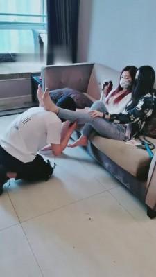 【猫神大人】拉拉系列-带女朋友调狗【双视角版】 bf12215