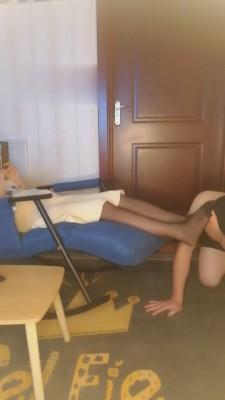 【夜伴】黑丝美腿伺候 bf844