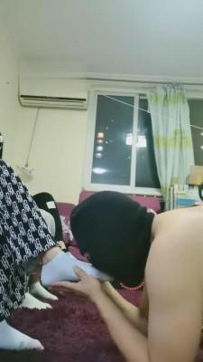 【雪碧sama】三素人小姐姐疯狂折磨迟到的狗 bf915