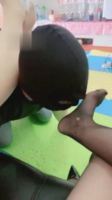 【大连雪主】双S-插嘴/舔裸足/脚喂口水 bf860