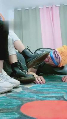 【美离子】新素人-绝版女神身材首调狗 bf941