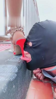 【美离子】精彩刺激-重刑双M天台虐 bf895