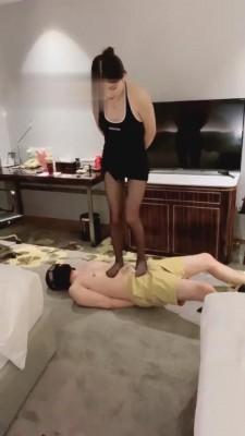 【诺曦】暴力面试重度刑奴 bf1001