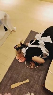 【女攻驾到】女仆装日常犯贱