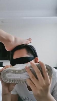 【微希】闻健身后的臭鞋臭脚 bf1058