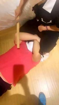 【西怡怡子】双主首调肥母狗残虐踹裆 bf1141