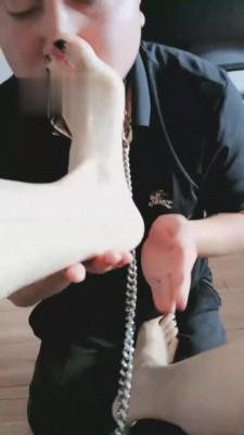 【天津S青岁岁殿下】学生服马丁靴暴力训狗 bf1129