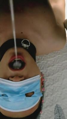 【情侣月儿】圣水泡棉袜/人体烛台吃口水 bf1239