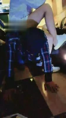 【雪碧sama】坐着狗跟闺蜜唱歌 bf1217