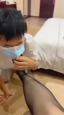 【Aki女王大人】素人姐姐首调奶狗 bf1316