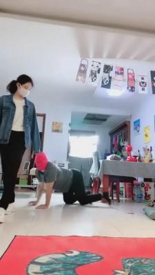 【美离子】爆改素人S系列-混血小姐姐圣水调 bf1219