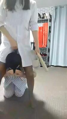 【冷大人】惩罚偷闻鞋子的病人 bf1414