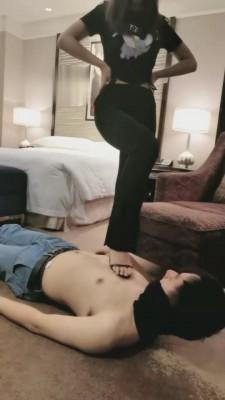 【夏芙】沦落为主人出气筒的傻狗 bf1478