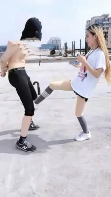 【傲柔】天台提档踩踏骑马狠踹 bf1446