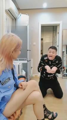 【丝诺】女警出动调教脏狗废物 bf1357