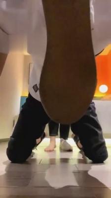 【小乔】脏臭帆布鞋虐死贱货 bf1546