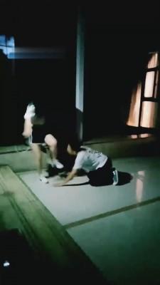 【刘二狗】户外开发素人小姐姐舔小白鞋 bf1508