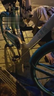 【胖虎】户外搭讪情侣刺激开发 bf1519