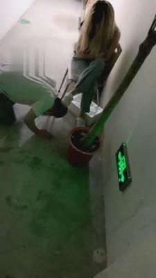 【胖虎】喝酒搭讪跑楼道舔脚 bf1522