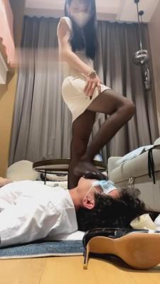 【阿月】高跟+黑丝的深喉/喂食口水 bf1532