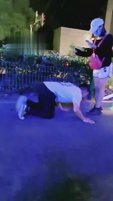 【刘二狗】素人小姐姐路口调狗 bf1645