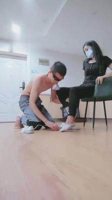 【韩韩】小白鞋原味船袜塞嘴胶带捆绑虐 bf1786