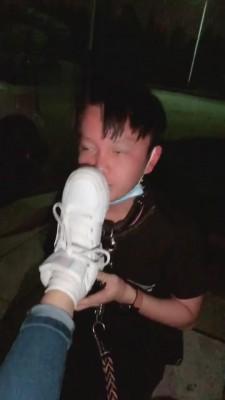 【悦主】夜跑后原味脚羞辱狗废物 bf1791