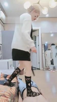 【丝洛】网红模特羞辱狗奴隶 bf1799