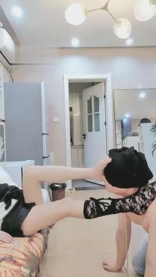 【丝洛】网红模特羞辱狗奴隶 bf1799