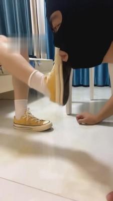 【云云酱】帆布鞋白袜踢踩打 bf1796