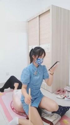 【奈奈】木乃伊捆绑小白鞋棉袜全体重踩踏 bf1884