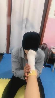 【大连雪主】白鞋白棉袜踩踏喂食 bf1877