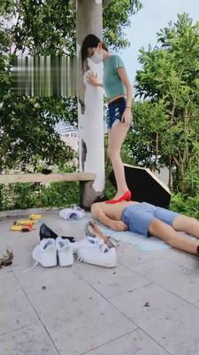 【暴力美学】户外高跟全体重踩踏 bf1880